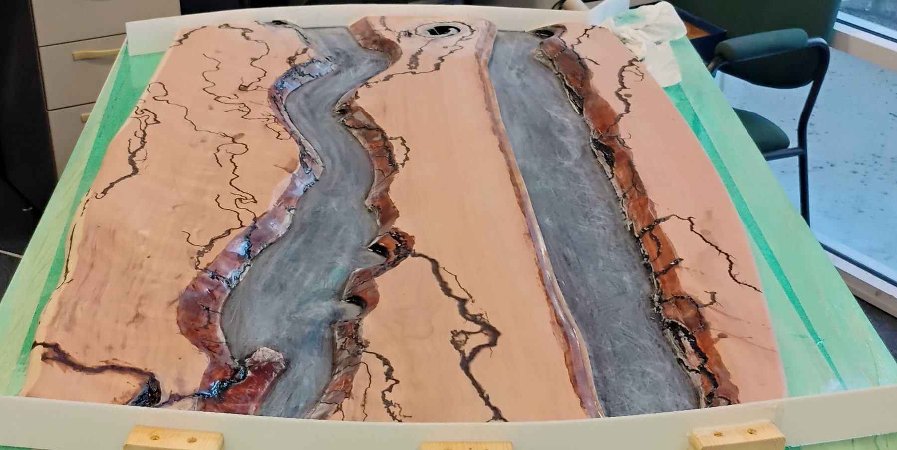 Stage 05: resin poured