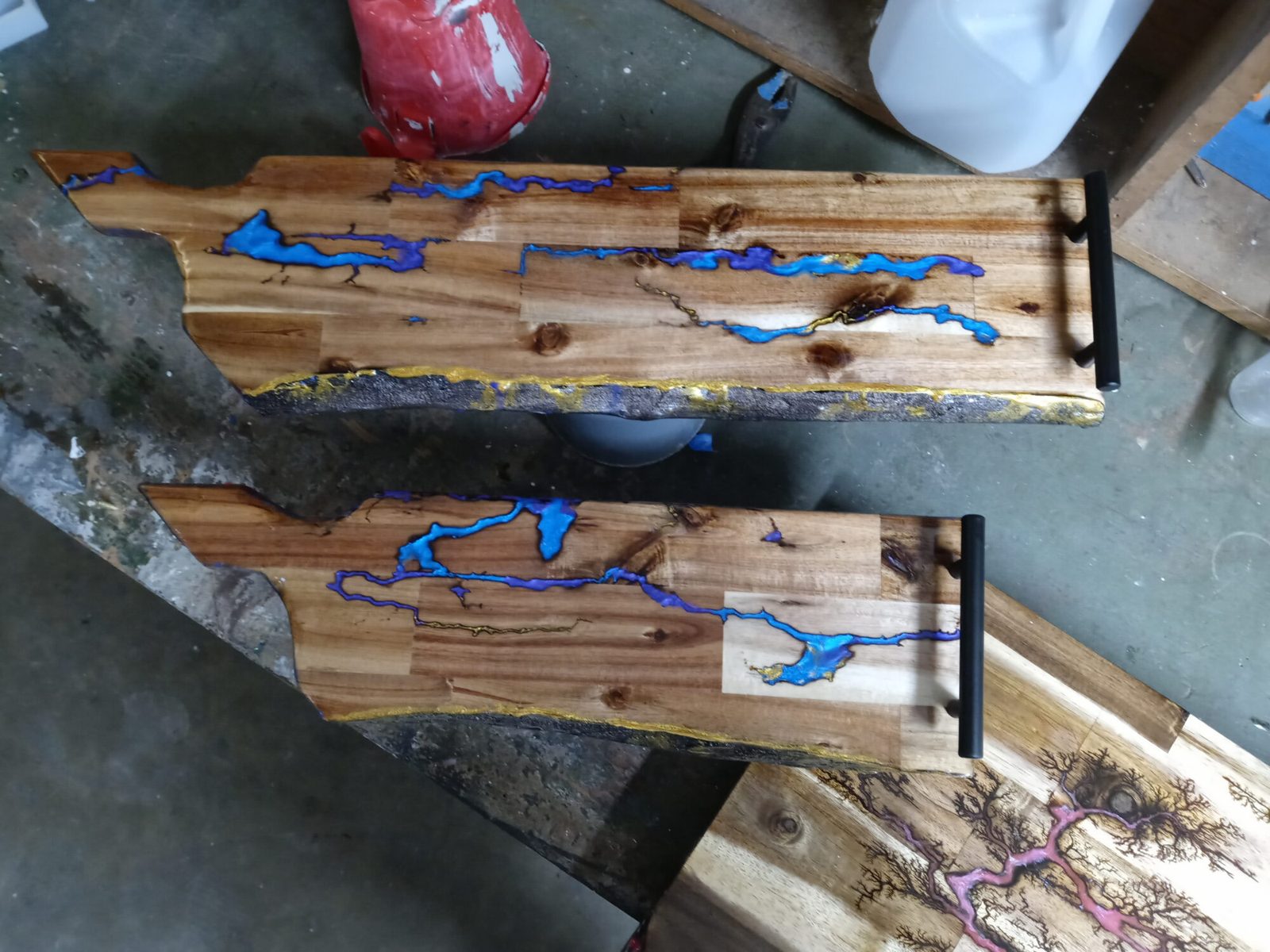 Live-edge shelves